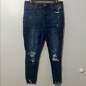 SO Distressed High Rise Ankle Jegging